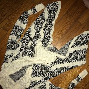 Small Sweater/Cardigan